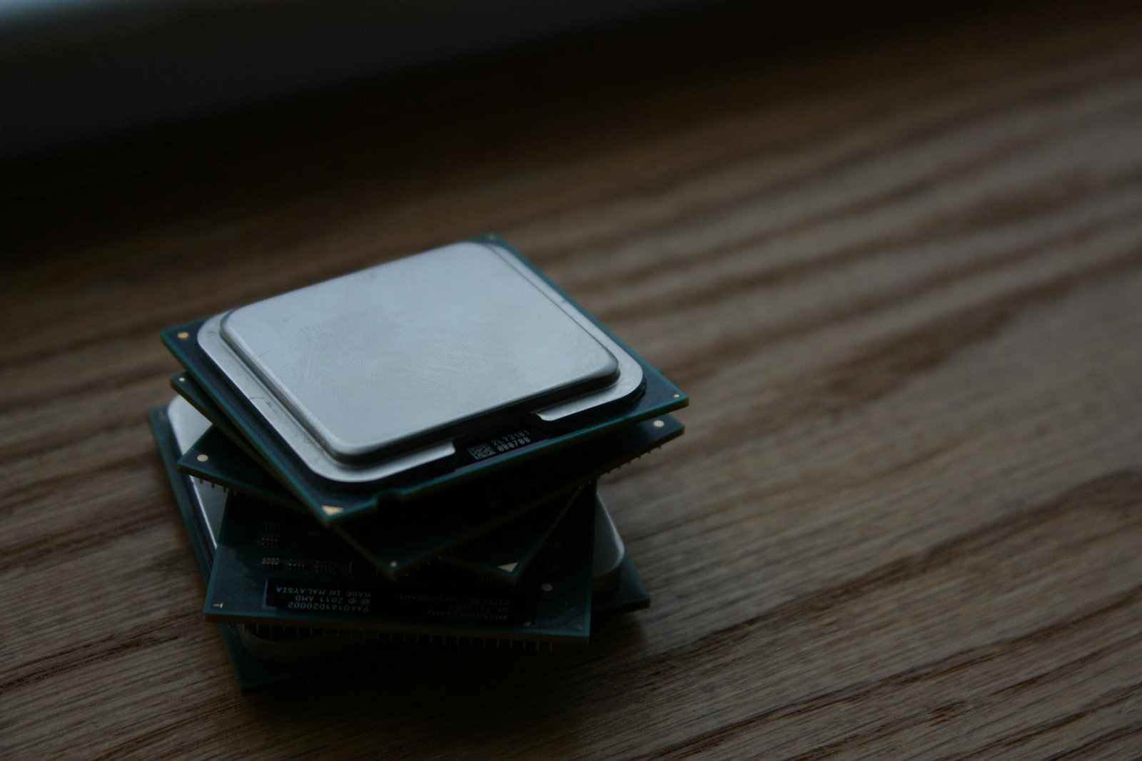 CPU Hyper-Threading Technology Explained: Benefits and Limitations